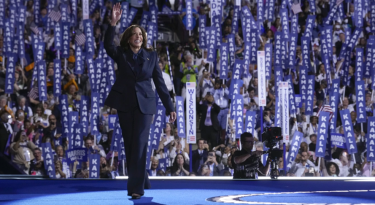 WhatよりWho戦略：カマラ・ハリスのDNC2024指名受諾演説を紐解く